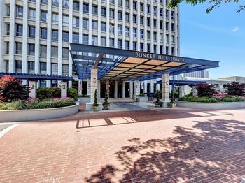 800 W 1st Street