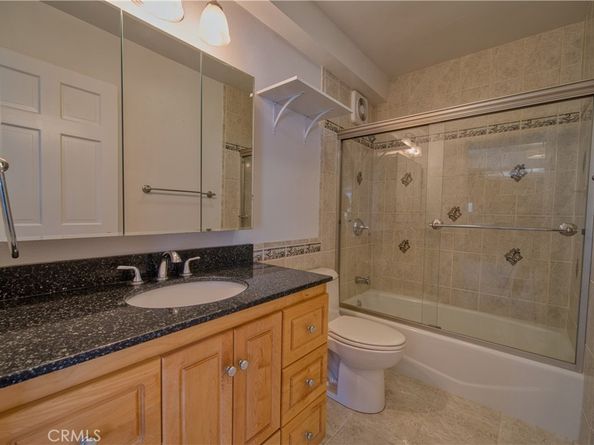 201 Calle Miramar 16, Redondo Beach CA 90277