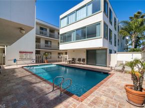 201 Calle Miramar 16, Redondo Beach CA 90277