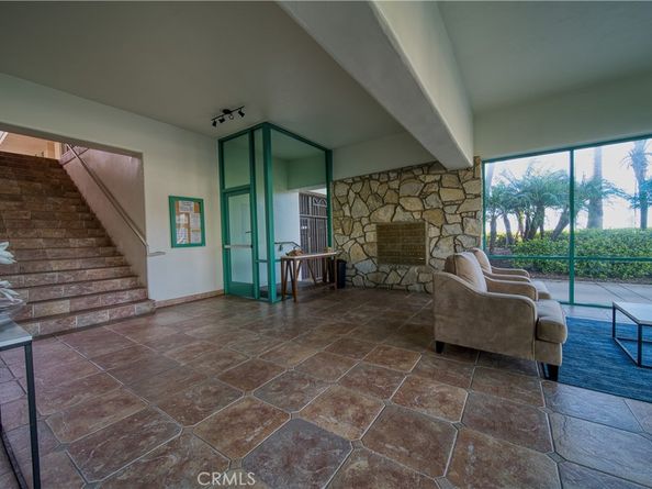 201 Calle Miramar 16, Redondo Beach CA 90277