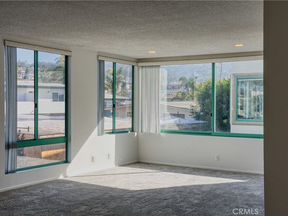 201 Calle Miramar 16, Redondo Beach CA 90277
