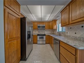 201 Calle Miramar 16, Redondo Beach CA 90277