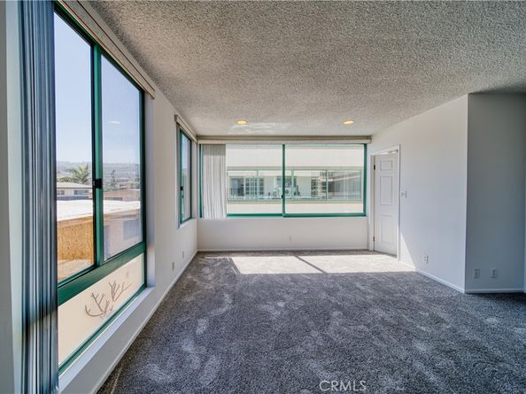 201 Calle Miramar 16, Redondo Beach CA 90277
