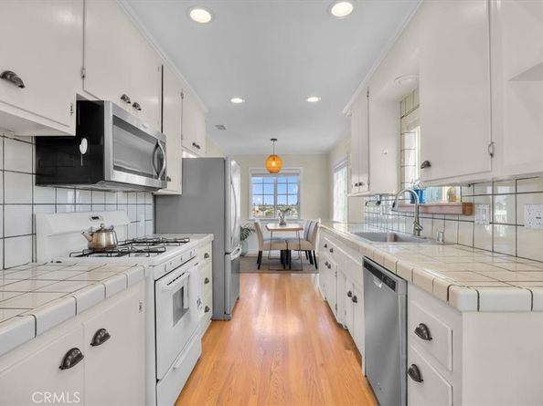 2407 Ripley Avenue, Redondo Beach CA 90278