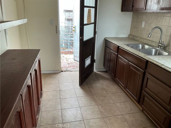 1947 Delta street, Los Angeles CA 90026