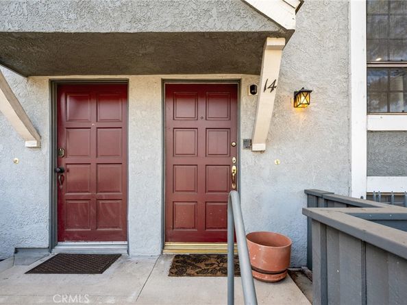 18100 Burbank 14, Tarzana CA 91356