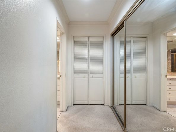 18100 Burbank 14, Tarzana CA 91356