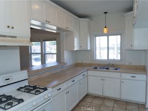 5700 Cimarron St, Los Angeles CA 90062