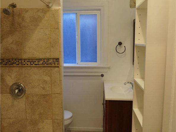 5700 Cimarron St, Los Angeles CA 90062