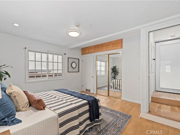 225 24th Street, Manhattan Beach CA 90266