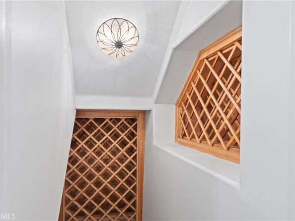 225 24th Street, Manhattan Beach CA 90266