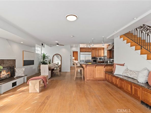 225 24th Street, Manhattan Beach CA 90266