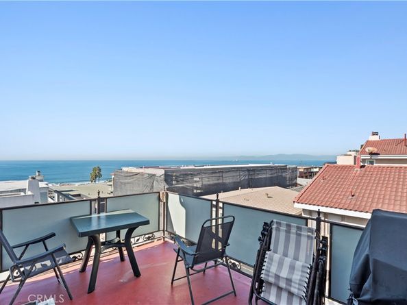 225 24th Street, Manhattan Beach CA 90266