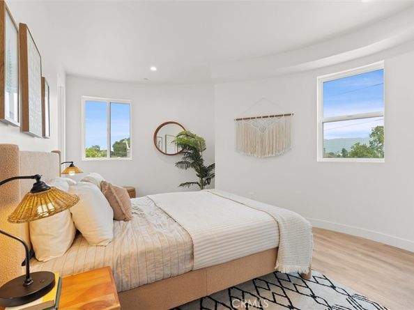 6059 N Tujunga Avenue, North Hollywood CA 91606