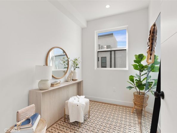 6059 N Tujunga Avenue, North Hollywood CA 91606