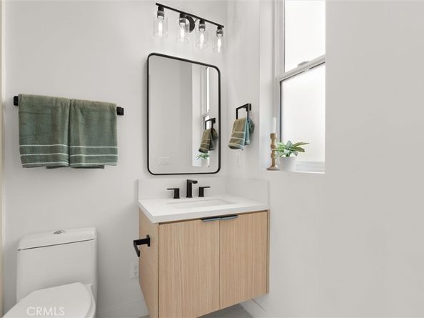 6059 N Tujunga Avenue, North Hollywood CA 91606