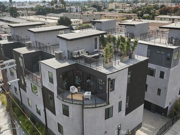 6059 N Tujunga Avenue, North Hollywood CA 91606