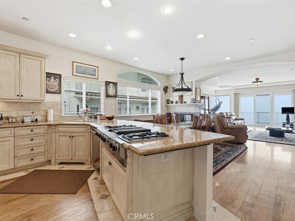 814 Esplanade A, Redondo Beach CA 90277