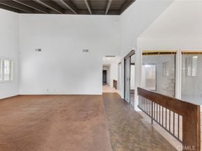 3220 California, Signal Hill CA 90755