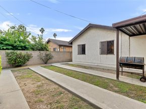 3220 California, Signal Hill CA 90755