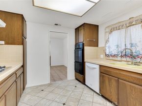 3220 California, Signal Hill CA 90755