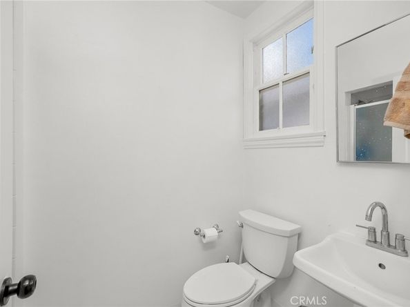 10366 Ashton Avenue, Los Angeles CA 90024