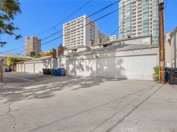 10366 Ashton Avenue, Los Angeles CA 90024