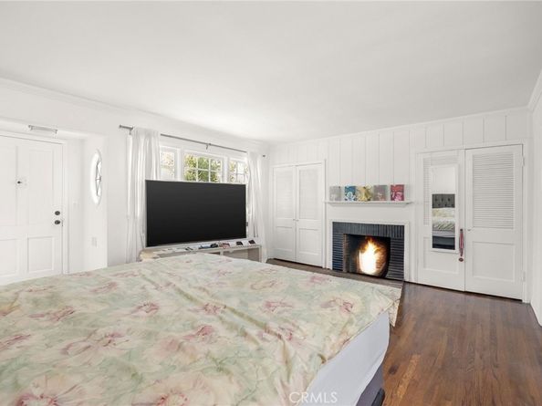 10366 Ashton Avenue, Los Angeles CA 90024