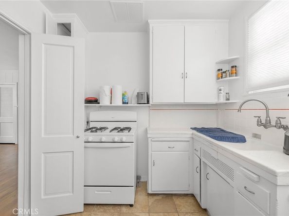 10366 Ashton Avenue, Los Angeles CA 90024