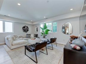 2151 S West View Street, Los Angeles CA 90016