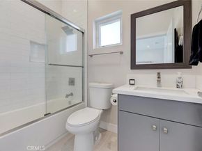 2151 S West View Street, Los Angeles CA 90016