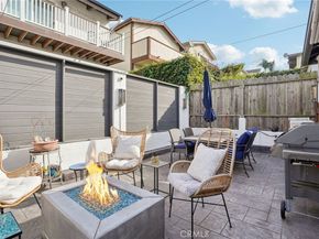 1728 Goodman Avenue, Redondo Beach CA 90278