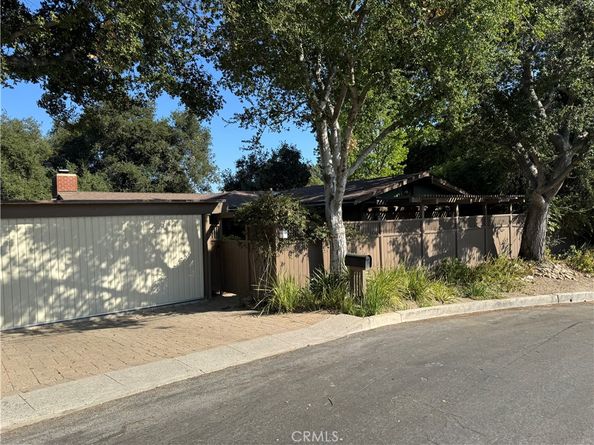 16216 Bertella Drive, Encino CA 91436