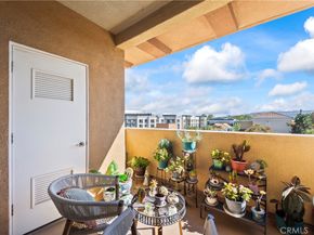 21345 326 Hawthorne, Torrance CA 90503