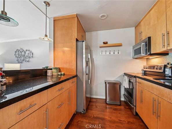 641 S Prospect Avenue 103, Redondo Beach CA 90277