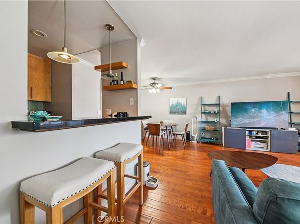 641 S Prospect Avenue 103, Redondo Beach CA 90277