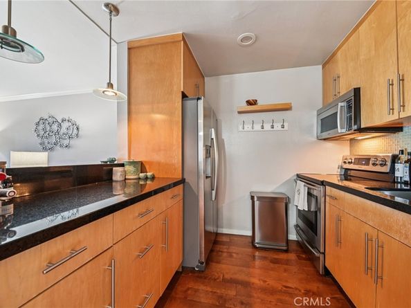 641 S Prospect Avenue 103, Redondo Beach CA 90277