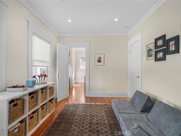 4401 E Vermont Street, Long Beach CA 90814