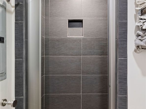 2905 Magnolia Avenue, Long Beach CA 90806