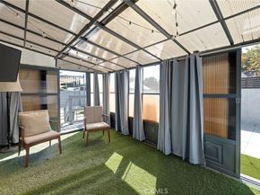 2905 Magnolia Avenue, Long Beach CA 90806