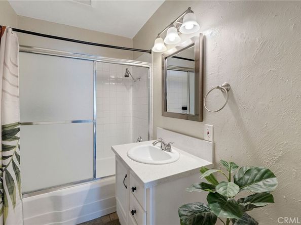 2905 Magnolia Avenue, Long Beach CA 90806