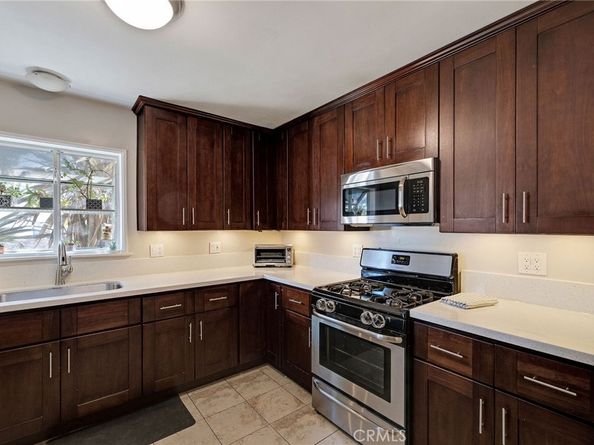 2905 Magnolia Avenue, Long Beach CA 90806