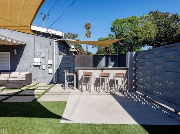 2905 Magnolia Avenue, Long Beach CA 90806