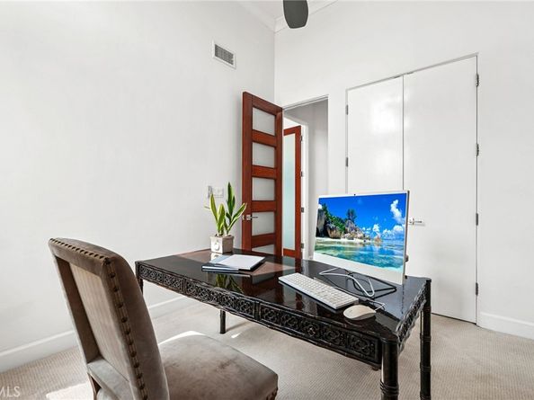 2002 Carnegie Lane A, Redondo Beach CA 90278