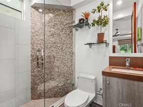 2002 Carnegie Lane A, Redondo Beach CA 90278