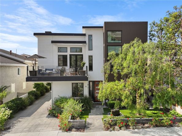 2002 Carnegie Lane A, Redondo Beach CA 90278