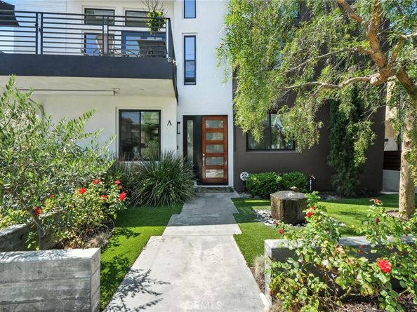 2002 Carnegie Lane A, Redondo Beach CA 90278