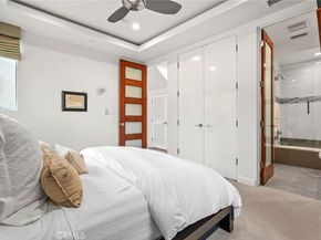 2002 Carnegie Lane A, Redondo Beach CA 90278