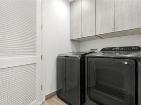 2002 Carnegie Lane A, Redondo Beach CA 90278