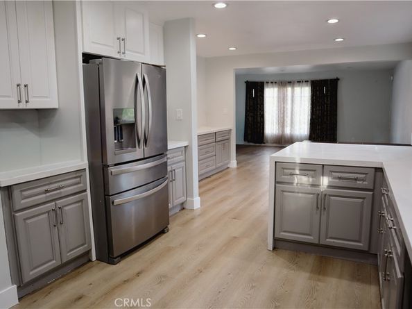 1247 S Sycamore Avenue, Los Angeles CA 90019